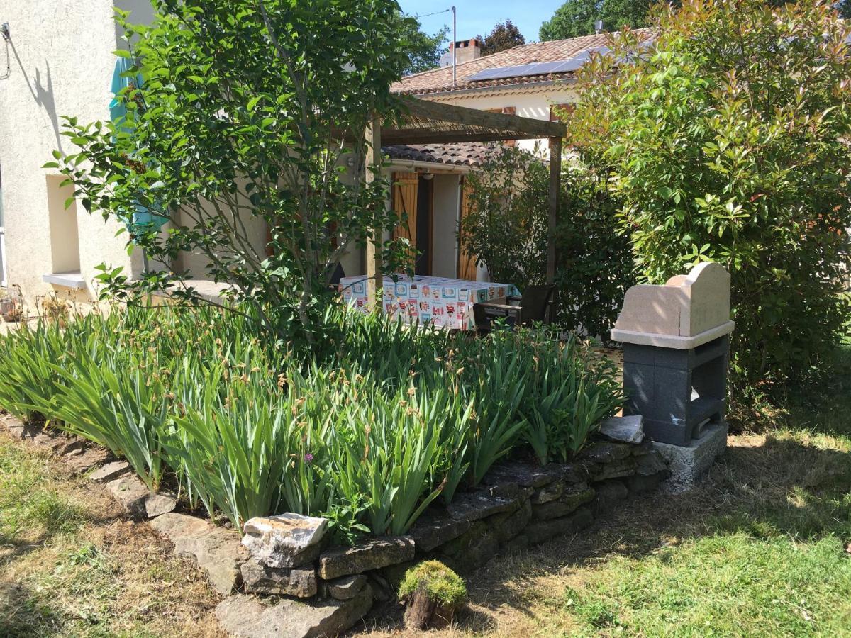 La Forestiere Pigeonnier Monclar-de-Quercy Экстерьер фото